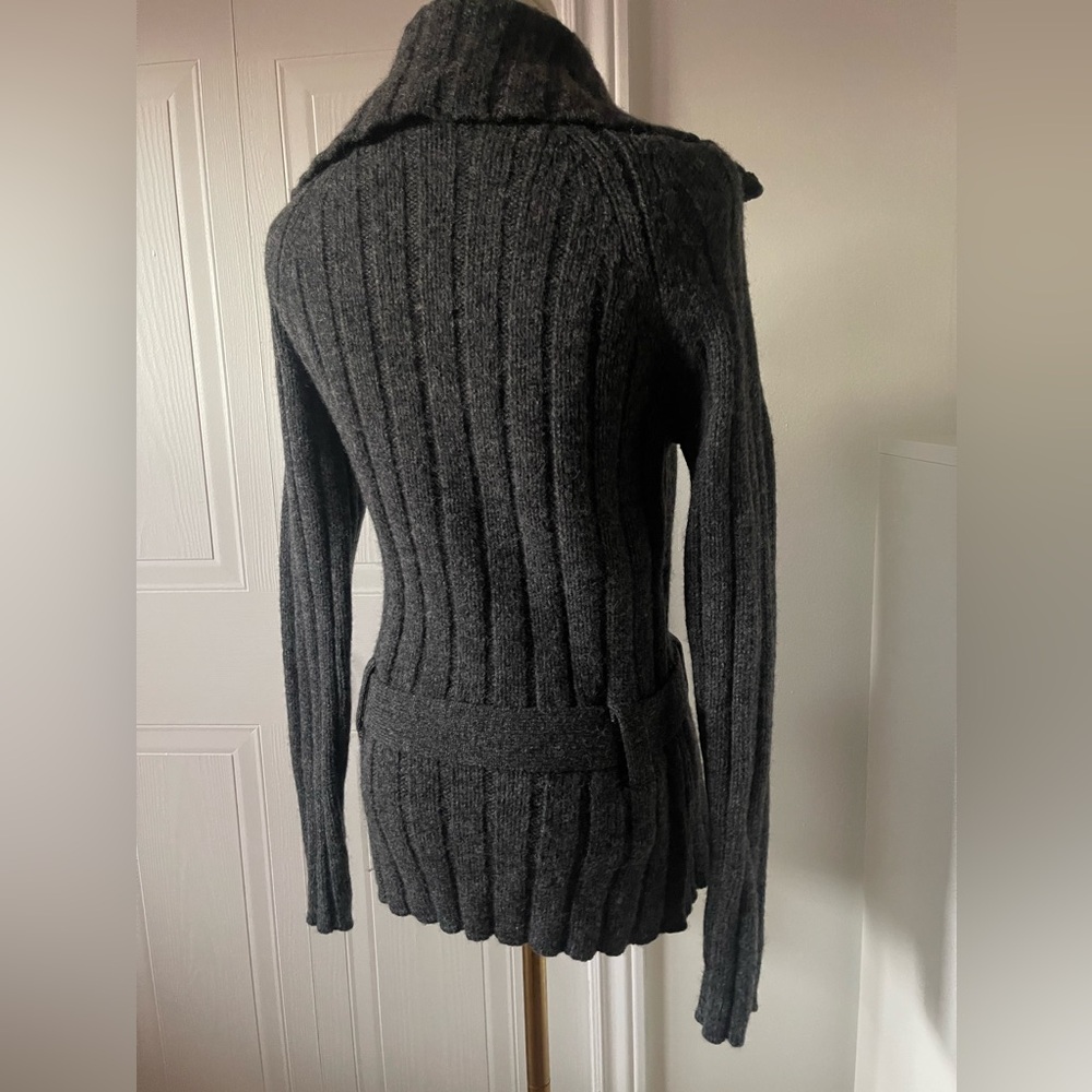 100% Wool Grey Cable Knit Sweater - Picture 3 of 5